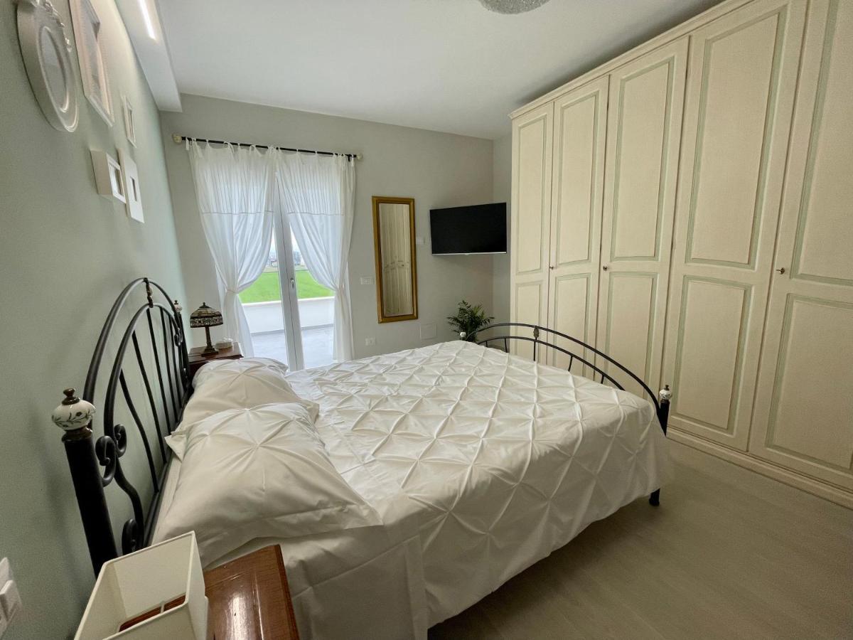 Otium Rooms / Camere E Appartamenti Morrovalle Eksteriør bilde